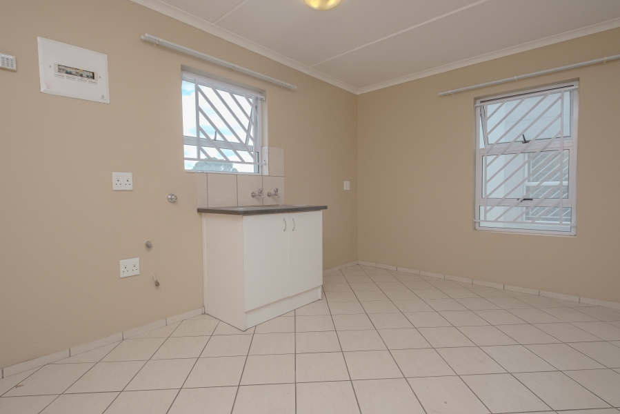 1 Bedroom Property for Sale in The Connifers Western Cape